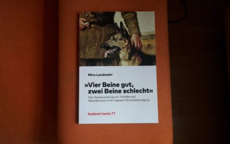 Mira Landwehr Vier Beine Gut Zwei Beine Schlecht Buch Cover Konkret Texte 77 Review